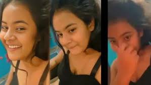 gungun gupta viral video, gungun gupta viral mms bath room video,  India famous tiktoker gungun gupta viral with boyfriend