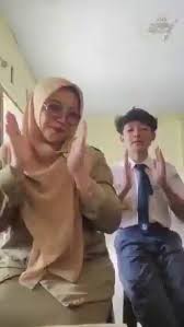 video guru agama dan murid yang lagi viral video, guru agama dan murid yang lagi viral siswa di Grobogan terciduk durasi 7